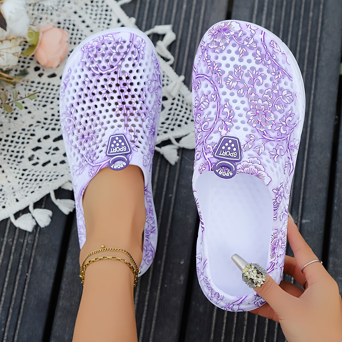 Women's Camouflage Pattern EVA Clogs Lightweight Breathable Non-Slip Summer Shoes