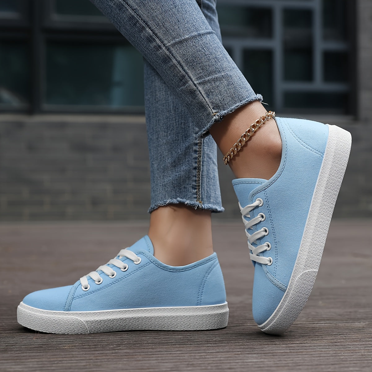 Women's Black Breathable Skate Shoes Wide Fit High-Top Stylish Cushioned