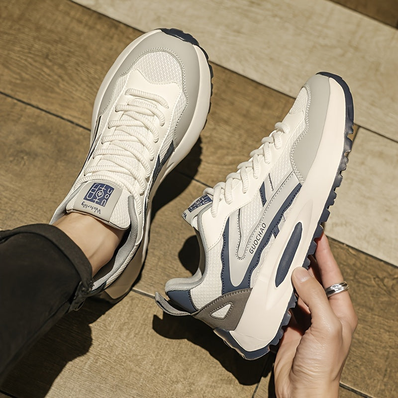 Erkaklar uchun nafas oladigan yengil yugurish poyabzallari bahor va yoz uchun