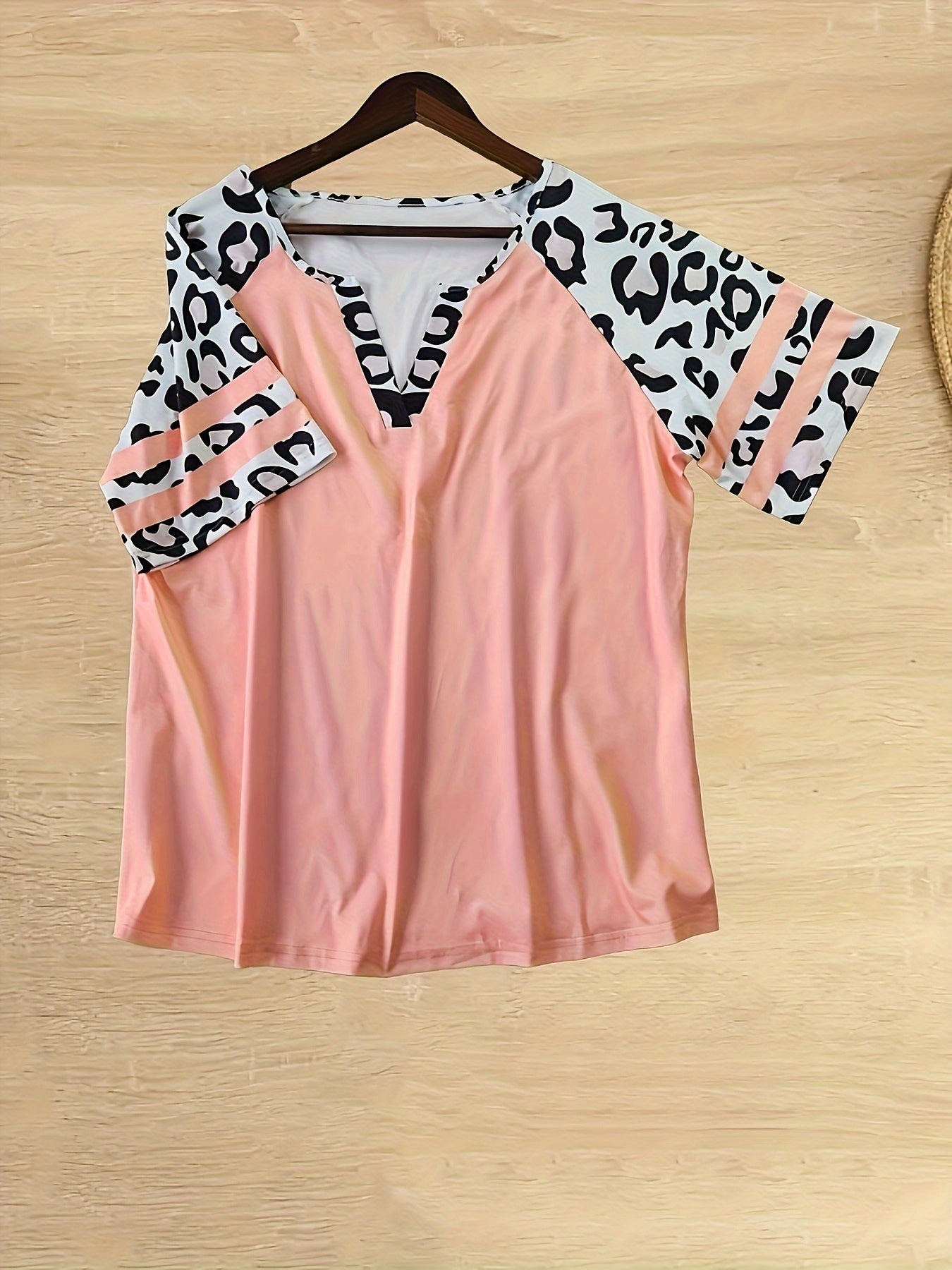 Plus Size Leopard Print Patchwork T-Shirt Casual Short Sleeve Top for Spring and Summer