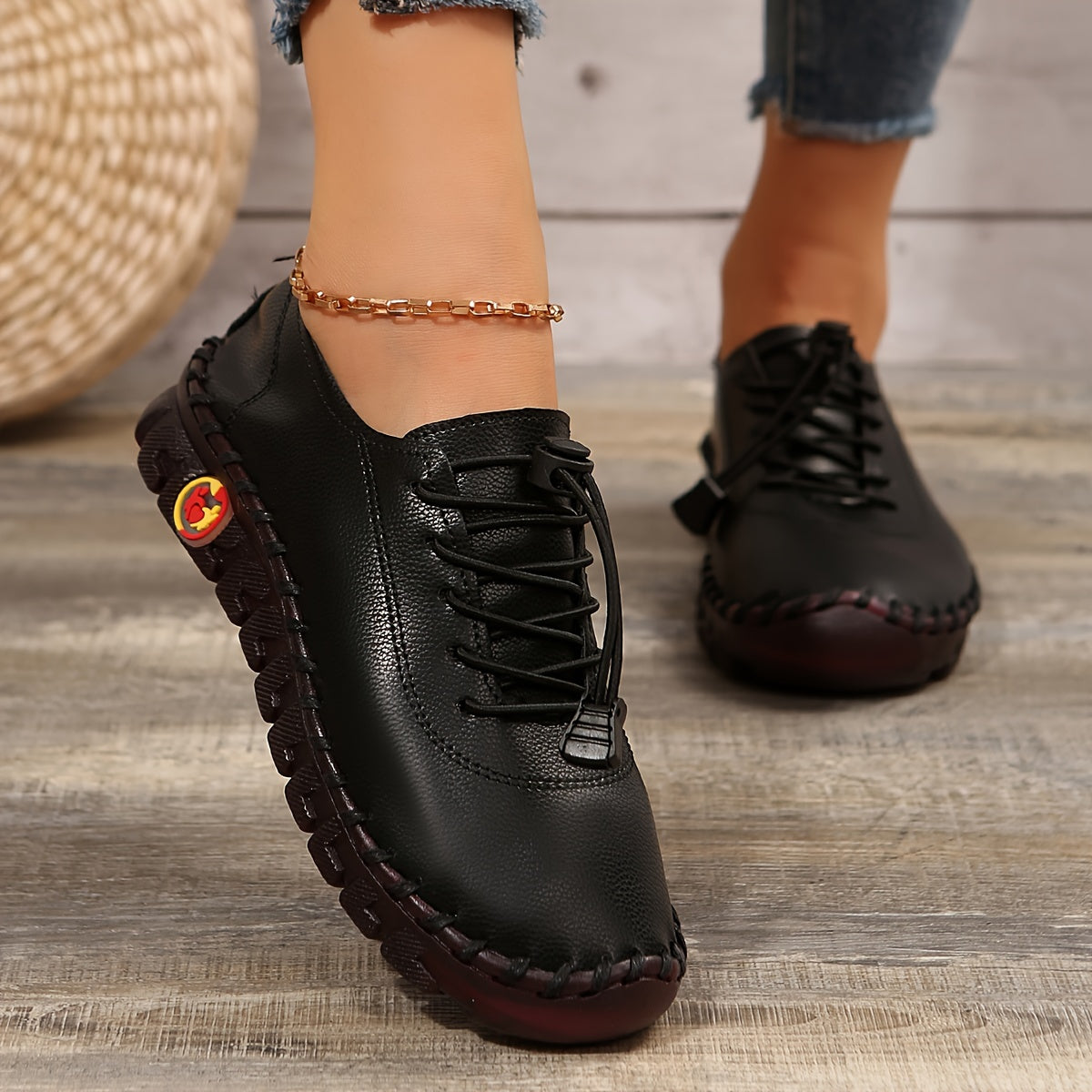 Women's Retro Stitched PU Cover Sneakers Casual Shoes Black Red Heart