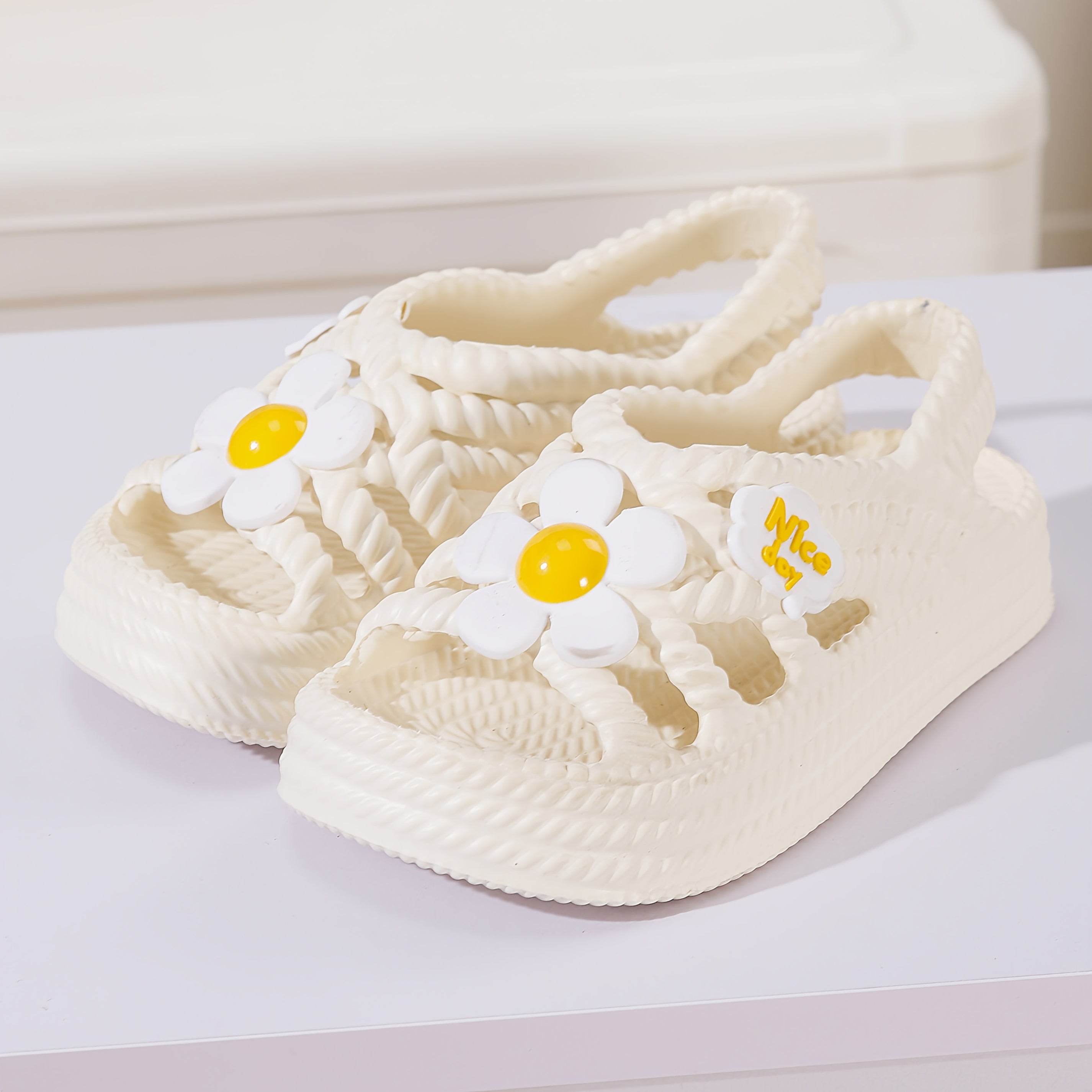 Girls' Summer Cartoon Flower Beach Sandals for Ages 14 and Under Low Top Slip-On EVA Non-Slip Sole