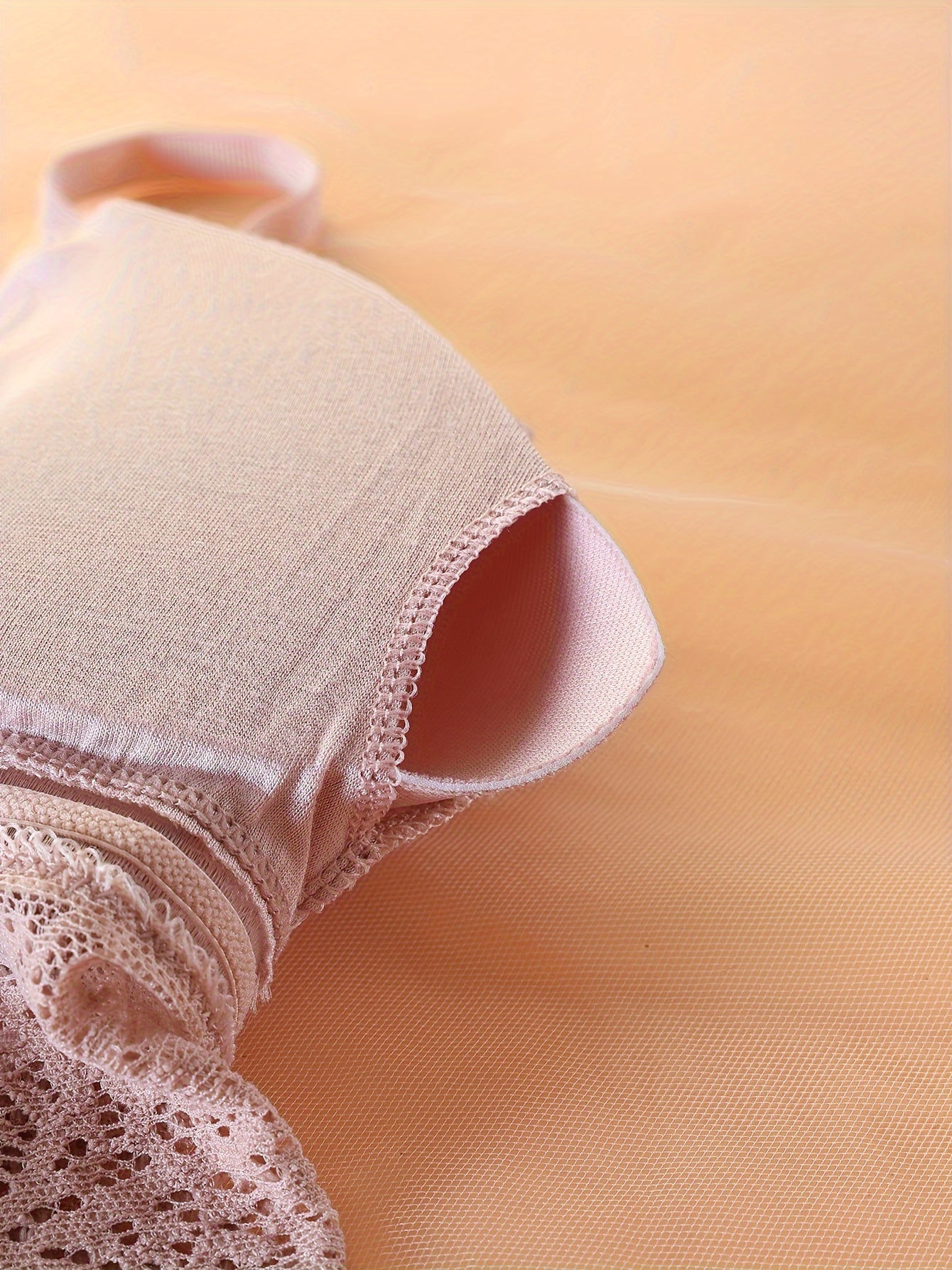 Women's Lingerie Set with Contrast Lace Push-Up Bras and Mesh Panties