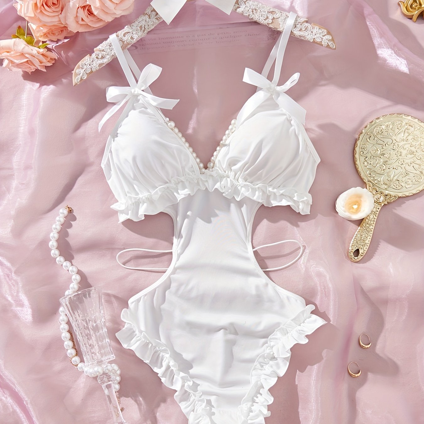 Сексуальный боди без спинки с глубоким V-образным вырезом и бантовыми плечевыми ремнями, милый дизайн.