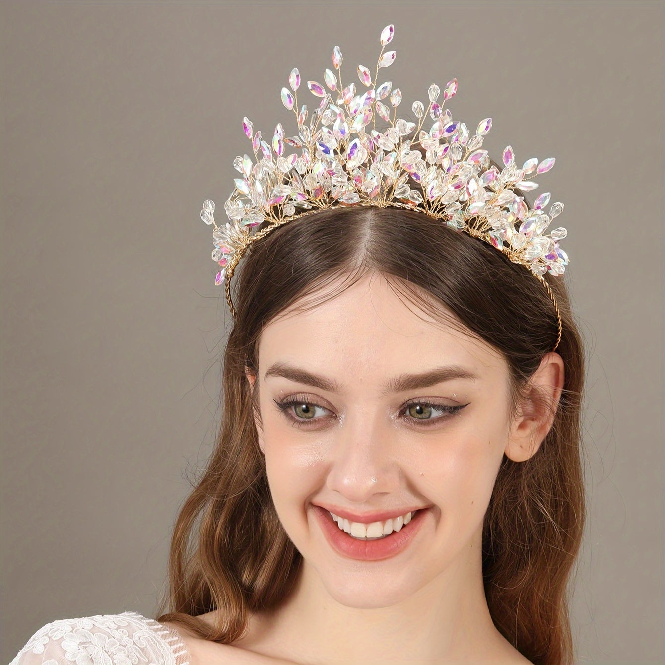Luxury Glittering Rhinestone Hairband with Crown Design for Bridal and Princess Hairstyles