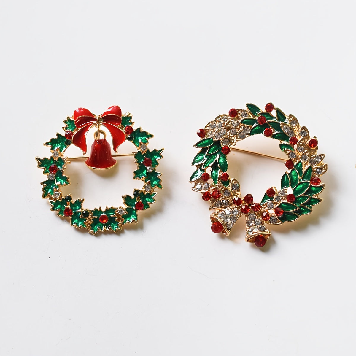 Holiday Bell Wreath Brooch Christmas Decorative Pin for Clothing Stylish Accessory