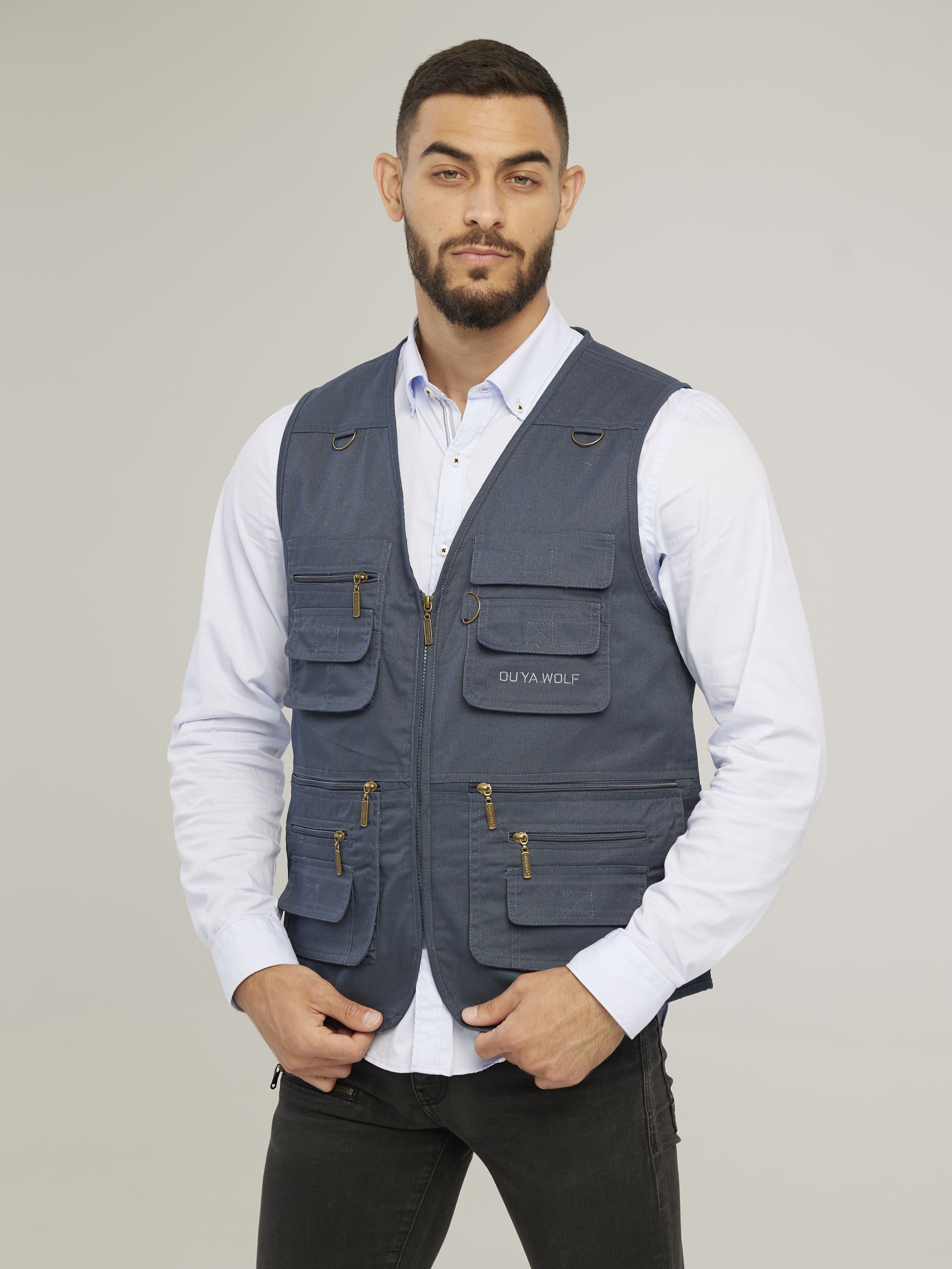 Men's Cotton Polyester Cargo Vest with Multiple Pockets for Outdoor Activities