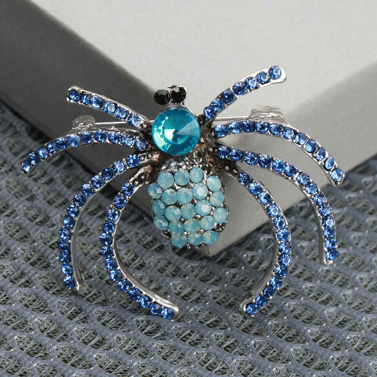 Spider Brooch Pin with Rhinestones Enamel Insect Corsage for Coats Jackets