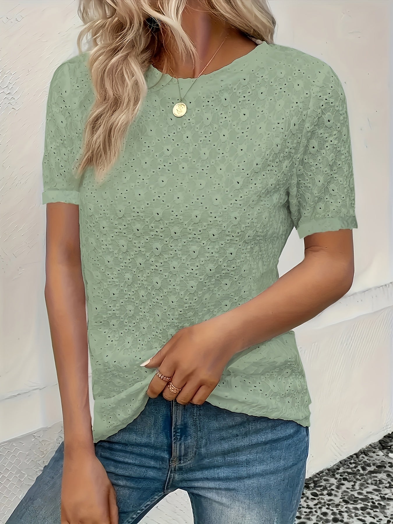 Plus-Size ayollar uchun bir hil rangli qisqa sleeve, dumaloq bo'yinli, kundalik T-shirt