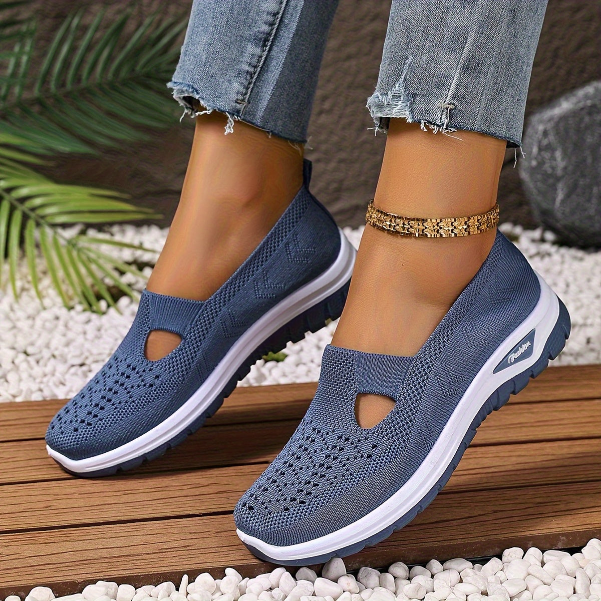 Ayollar uchun nafas oluvchi slip-on sport poyabzali - yengil kundalik mato poyabzali