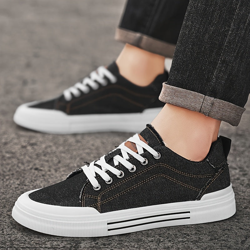 Men's Canvas Low-Top Sneakers Casual All-Season Lace-Up Solid Color