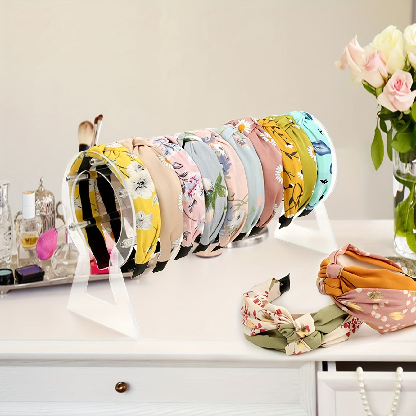 Дисплей-стенд для головных уборов из акрила с ящиком для хранения, с царапинозащитным дизайном