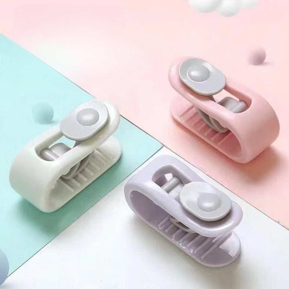 Assorted Colors 5-Pack Duvet Clips Needleless Safety Corner Clips Bed Sheet Binding Quilt Holder