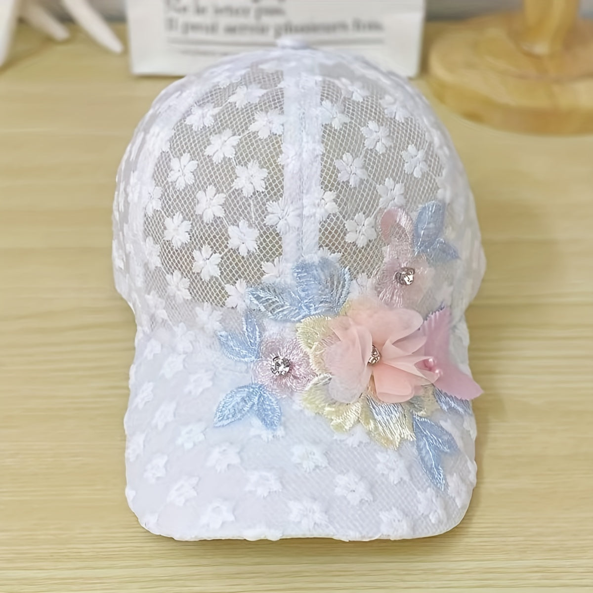 Women's Mesh Baseball Cap with Flower Embroidery Faux Pearl Lace Adjustable Breathable