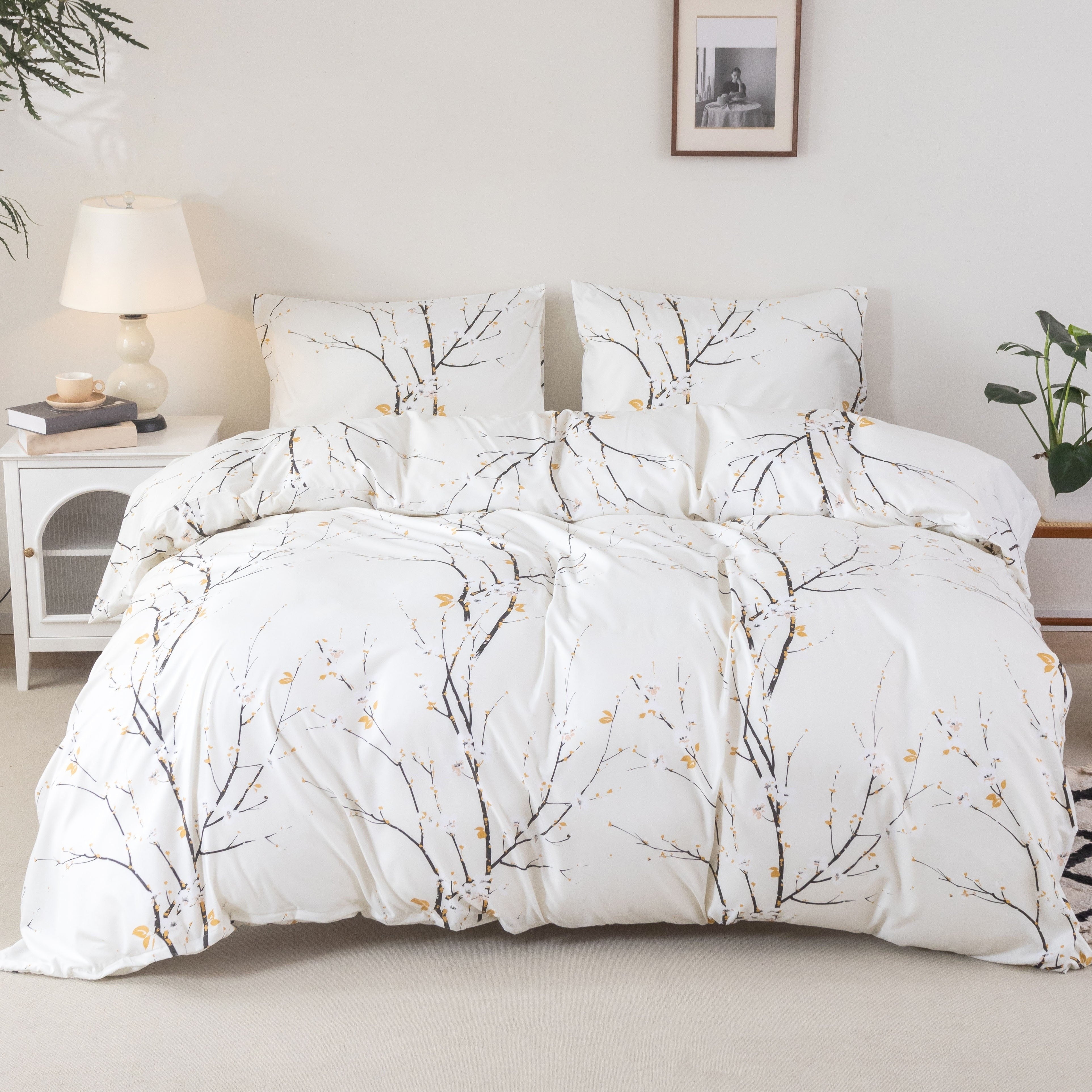 Flower Print Duvet Cover Set with Pillowcases Soft Bedding for Bedroom or Guest Room