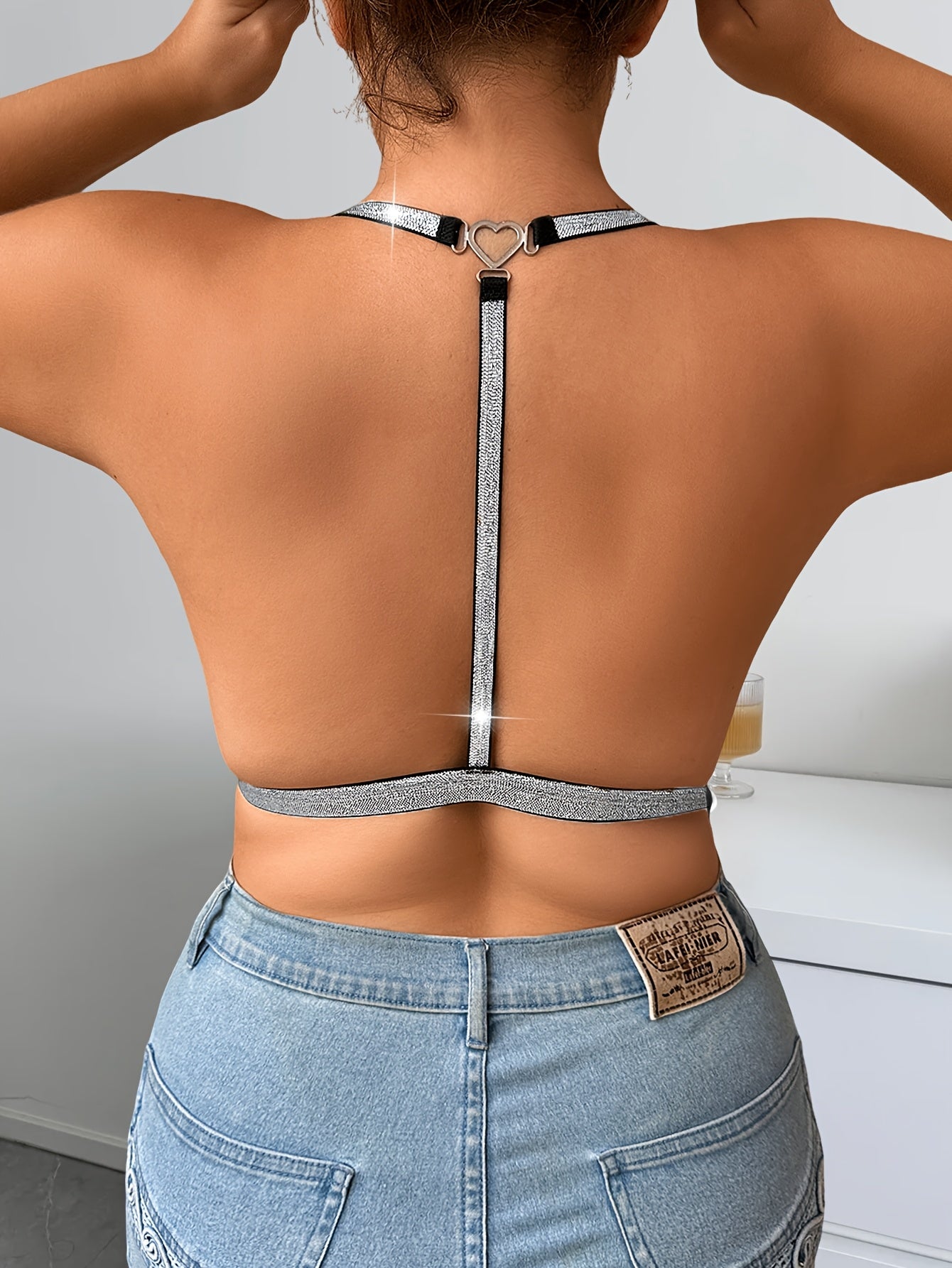 Sujetador de encaje para tallas grandes de mujer negro con estampado floral, tirantes anchos, sin mangas y escote en V cómodo