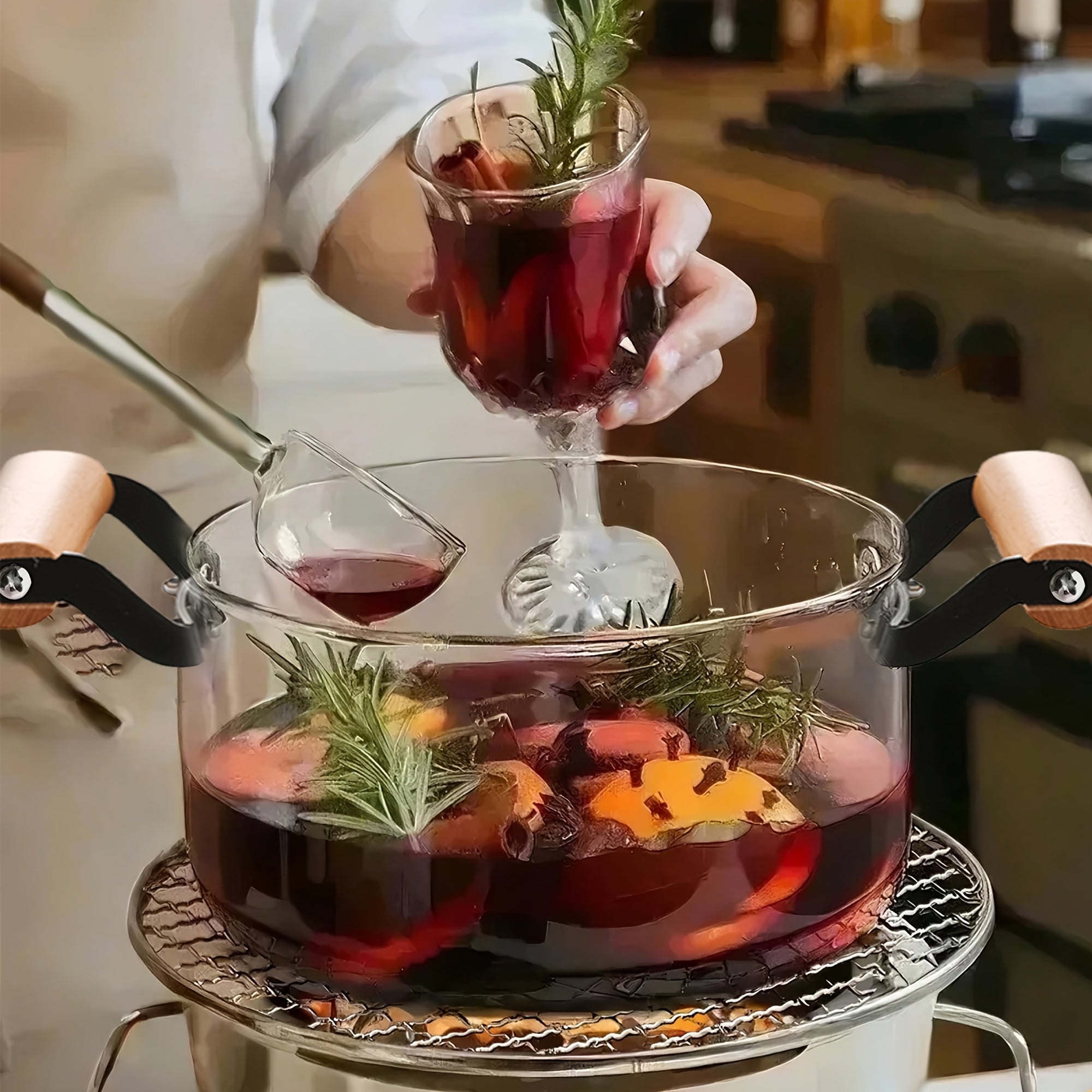 2.5L High Borosilicate Glass Simmer Pot with Wooden Handles, Heat-Resistant, Dishwasher Safe