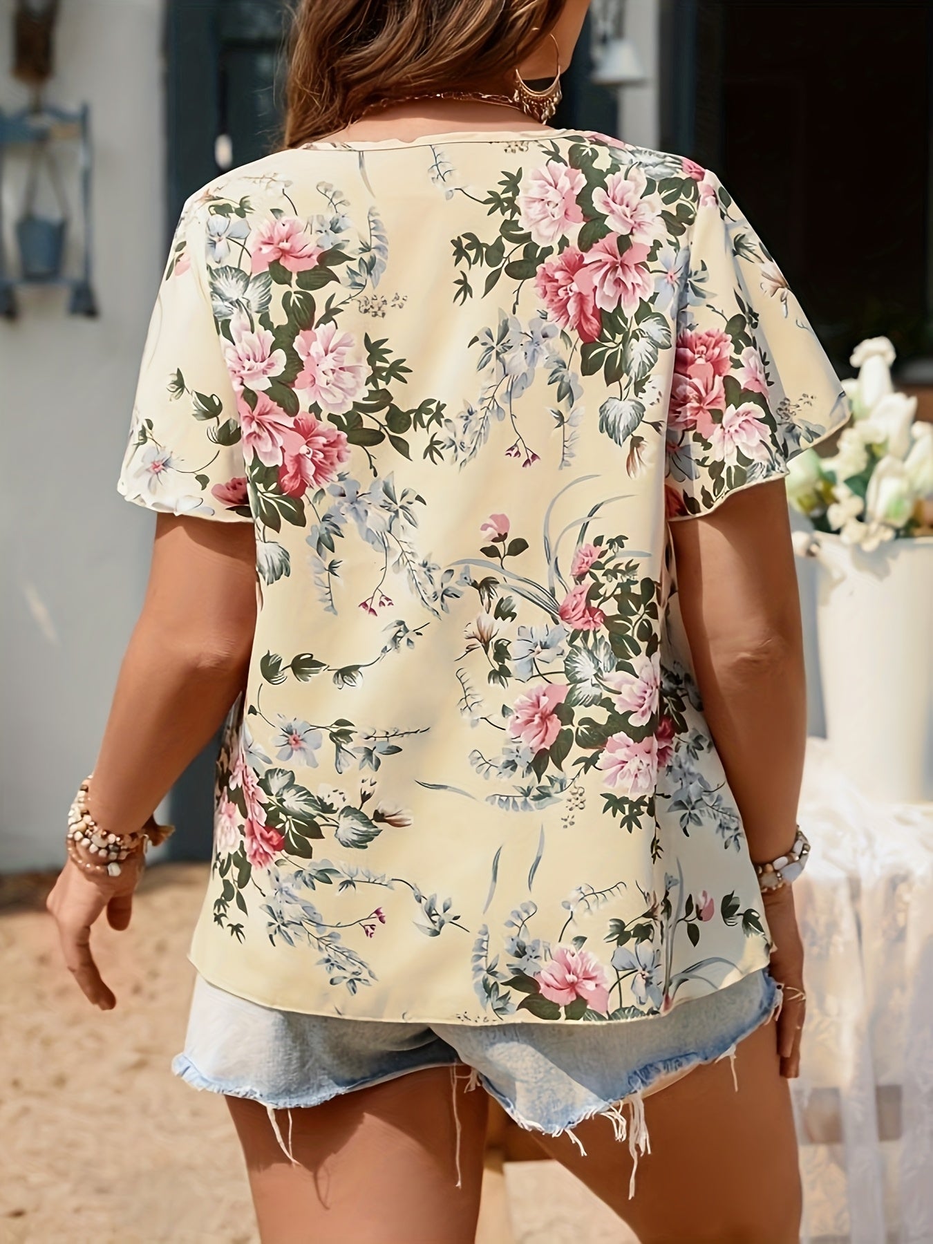 Plus Size Women's Floral Print Blouse V-Neck Notched Sleeves