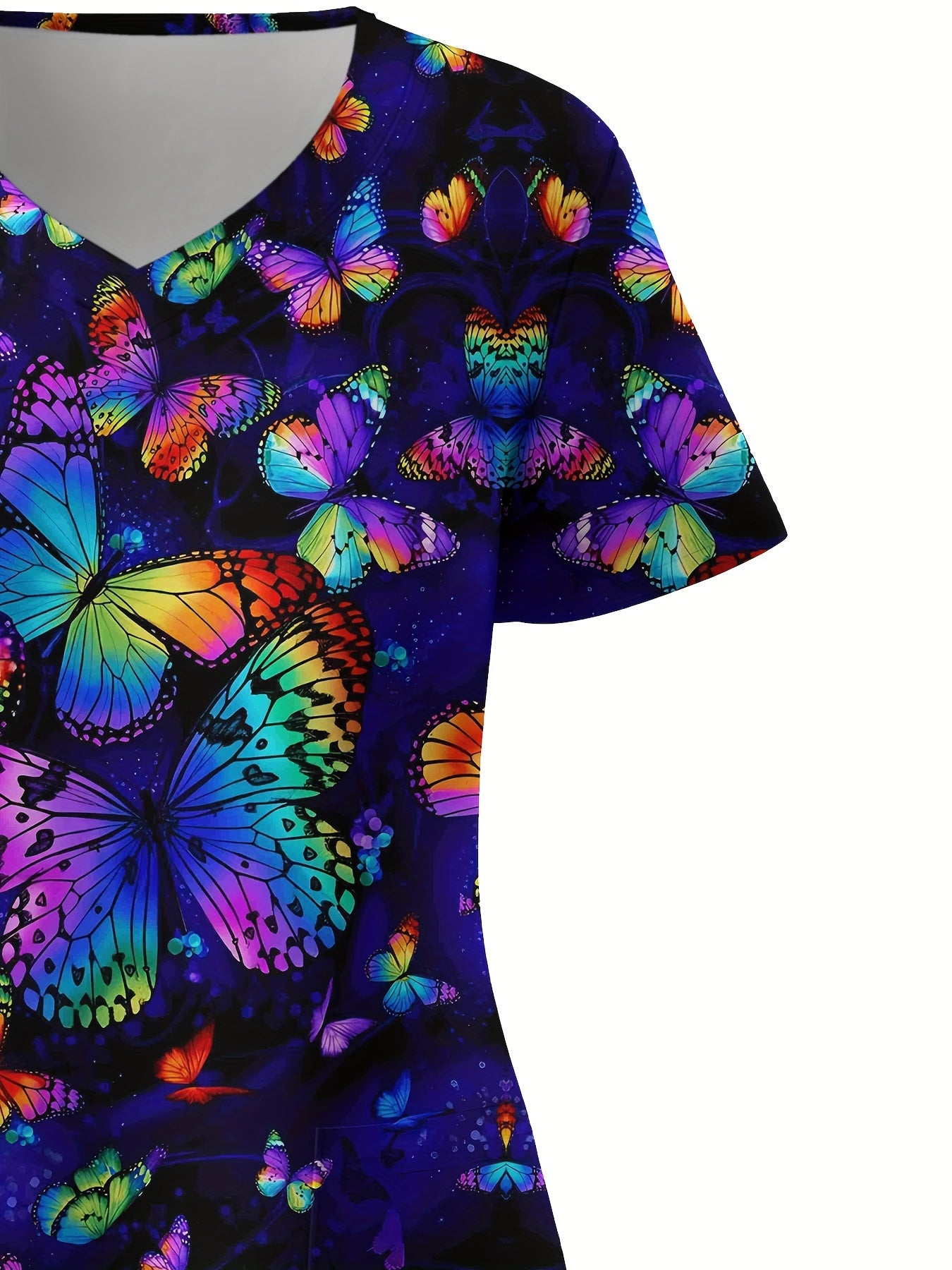 Women's Plus Size Butterfly Print V-Neck Short Sleeve Top with Pockets