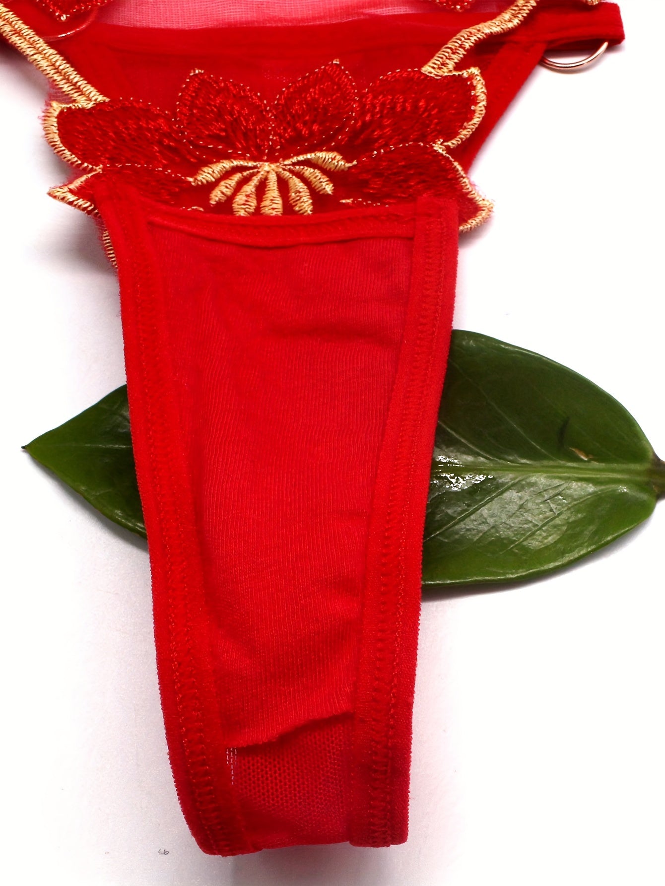 Женское сексуальное белье и нижнее белье с цветочной вышивкой, стринги и трусики с пустым кольцом.