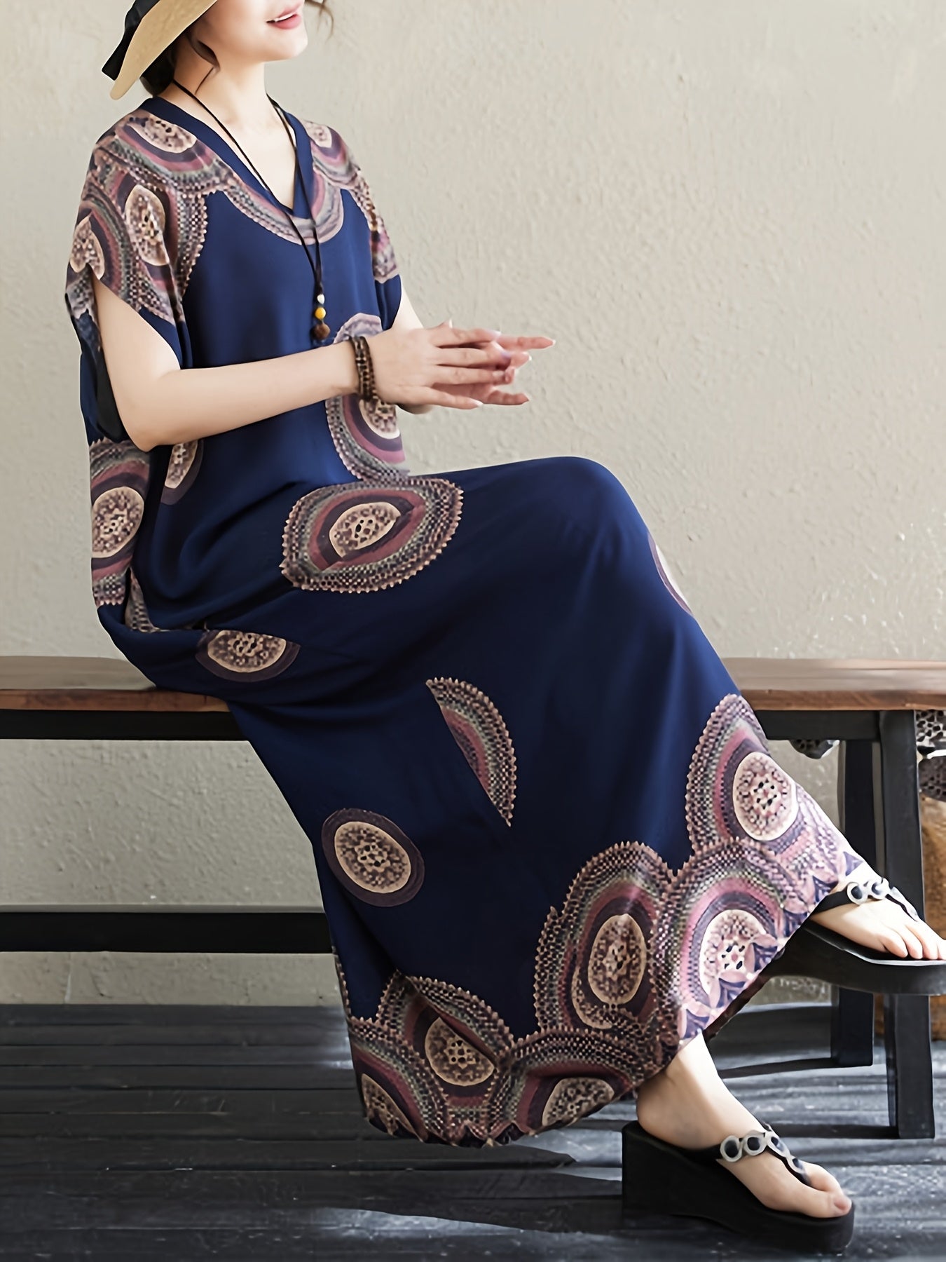 Женское платье макси в стиле бохо шик из вискозы с пейсли, зелёное, с V-образным вырезом и короткими рукавами