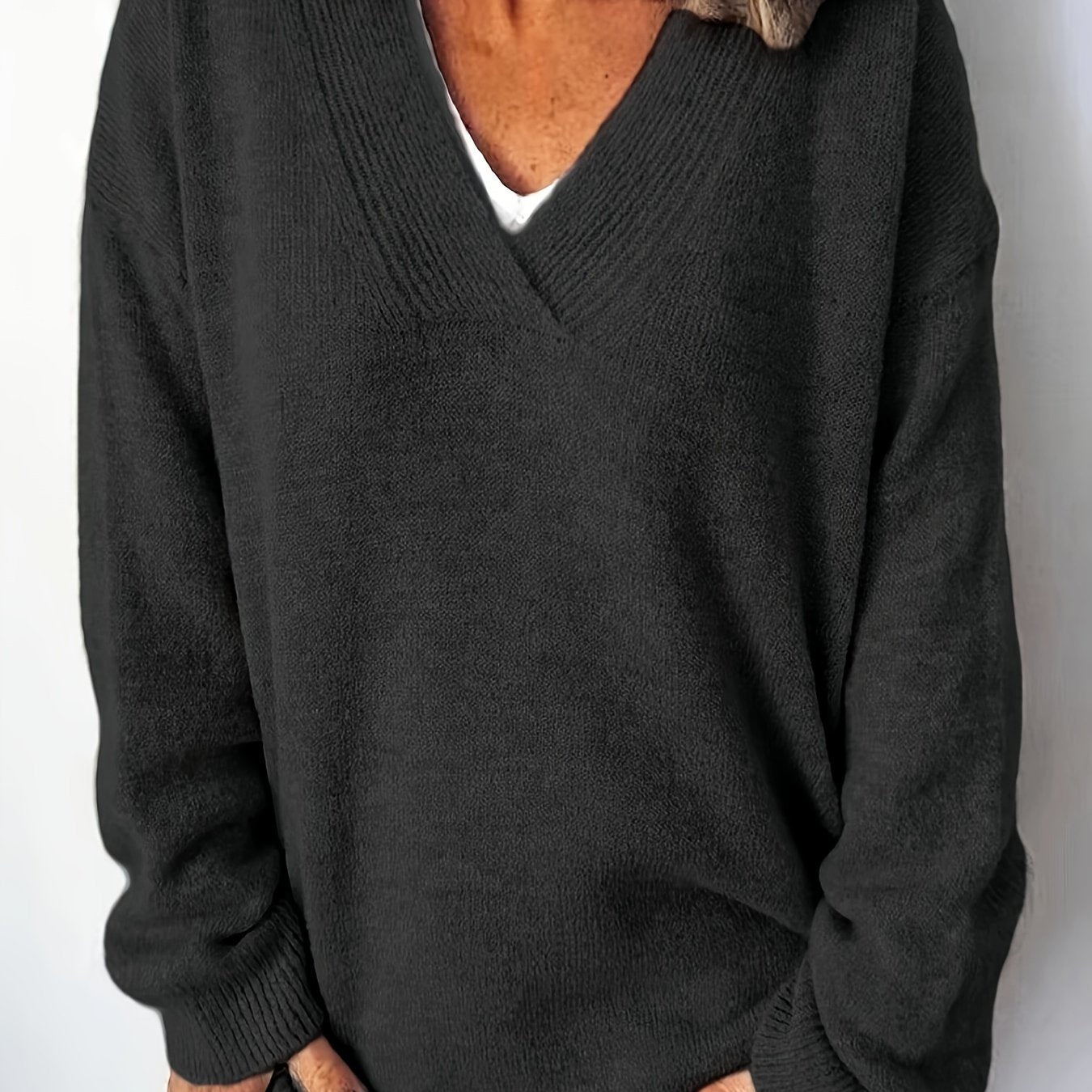 Plus Size Women's Navy Blue V-Neck Sweater Cozy Fall Winter Pullover