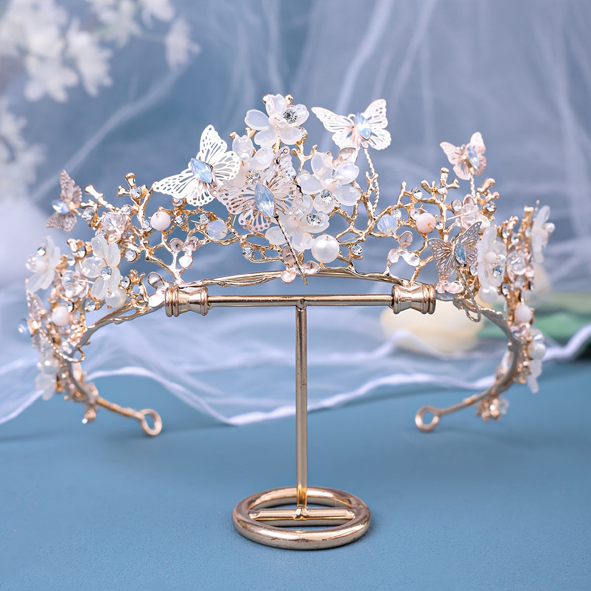 Luxurious Wedding Crown Headpiece Rhinestone Bridal Tiara for Brides and Formal Events