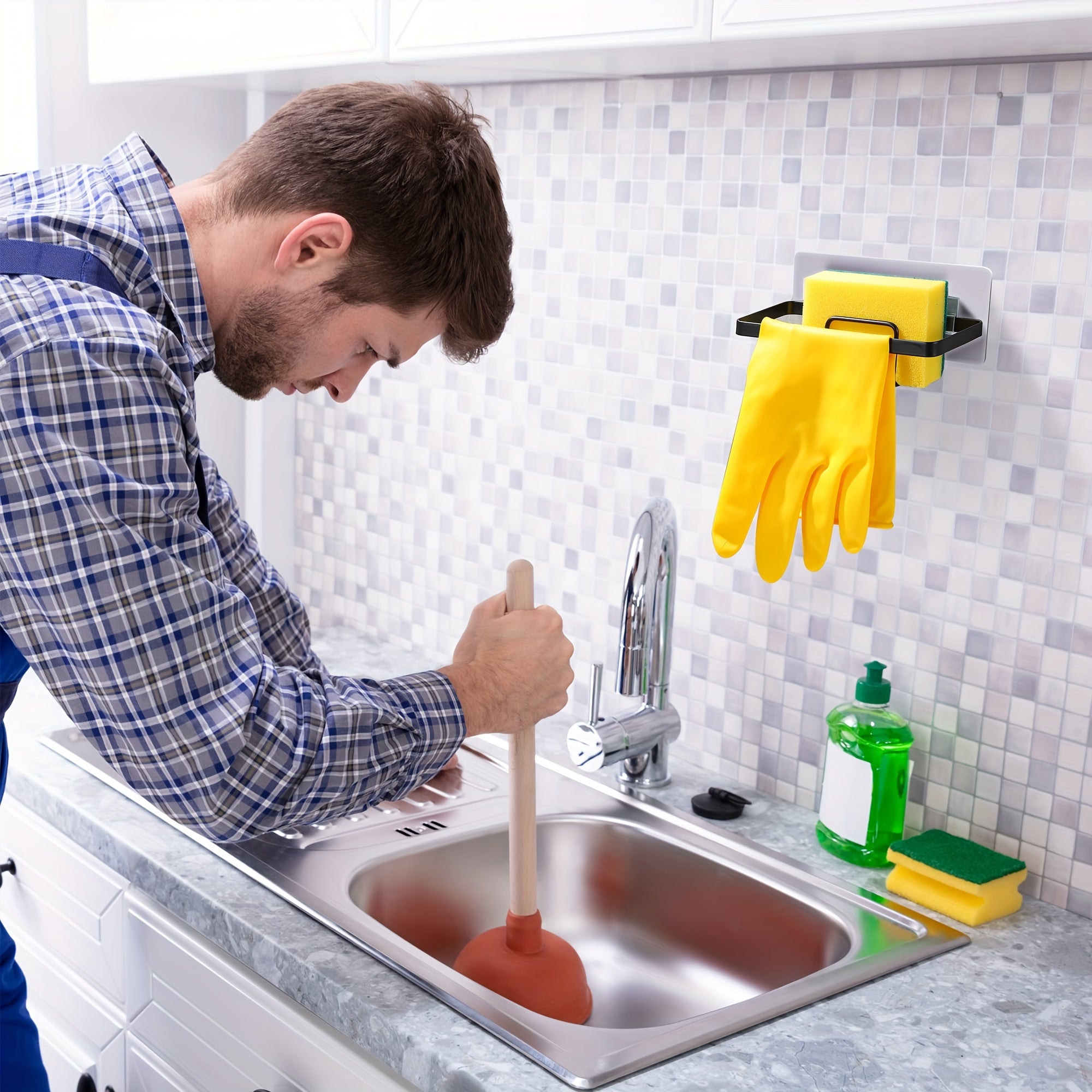 Qora temir osti sink uchun tashkil etuvchi, cho'tkalar va sovun uchun oshxona va hammom saqlash