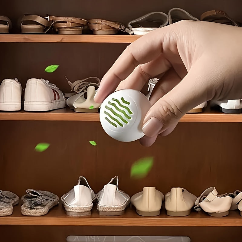 6-Pack дезодорантных мячиков для кроссовок, пластиковый освежитель воздуха для шкафчиков, спортивных сумок, дома, офиса, автомобиля - свежий аромат, химический ингредиент.