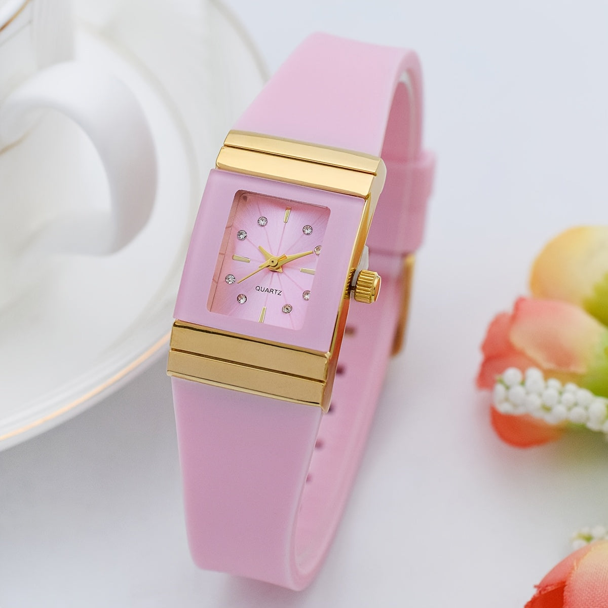 Women's Quartz Watch with Silicone Strap Square Dial Elegant Timepiece Gift