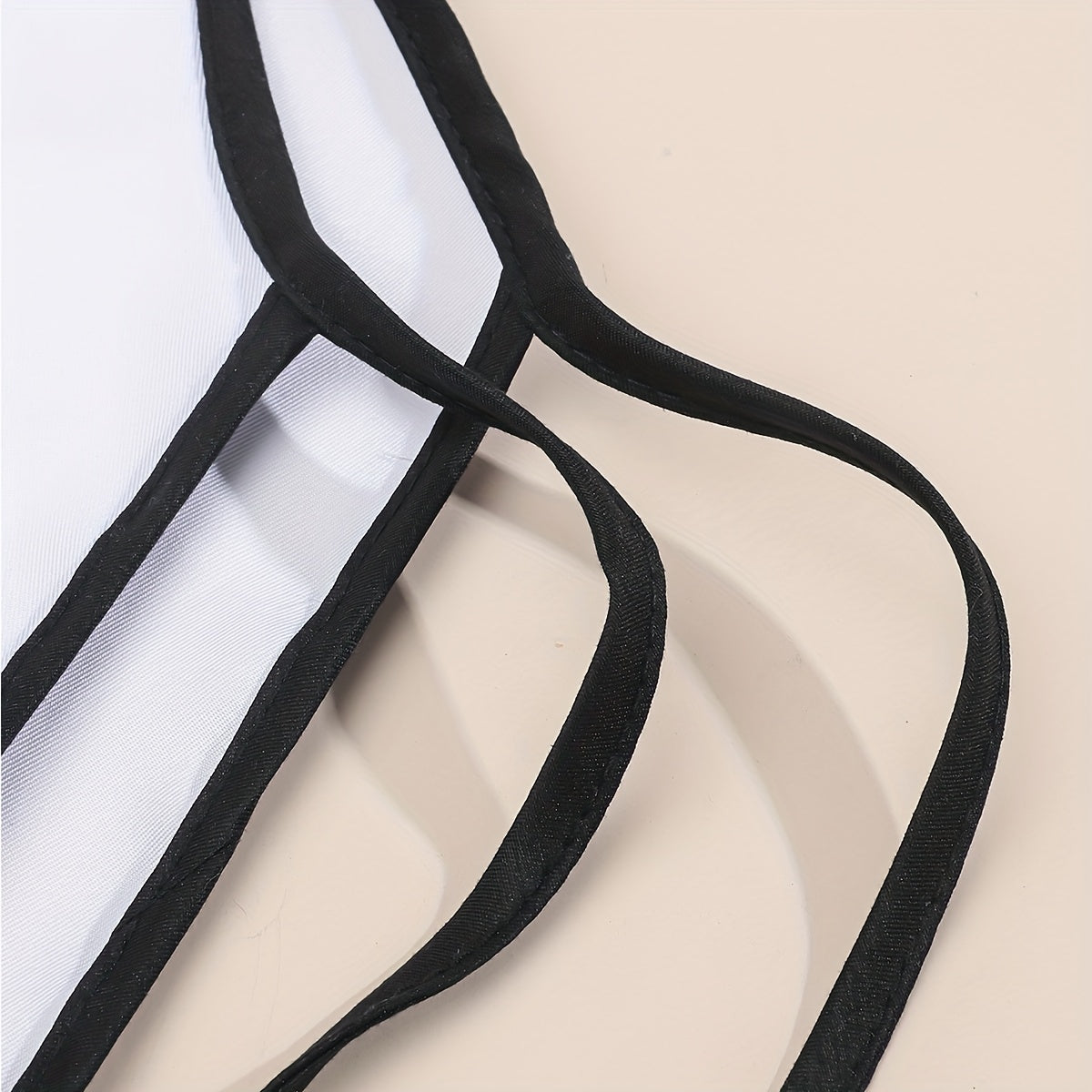 Letter Print Apron Made of Durable Polyester for Kitchen and Dining