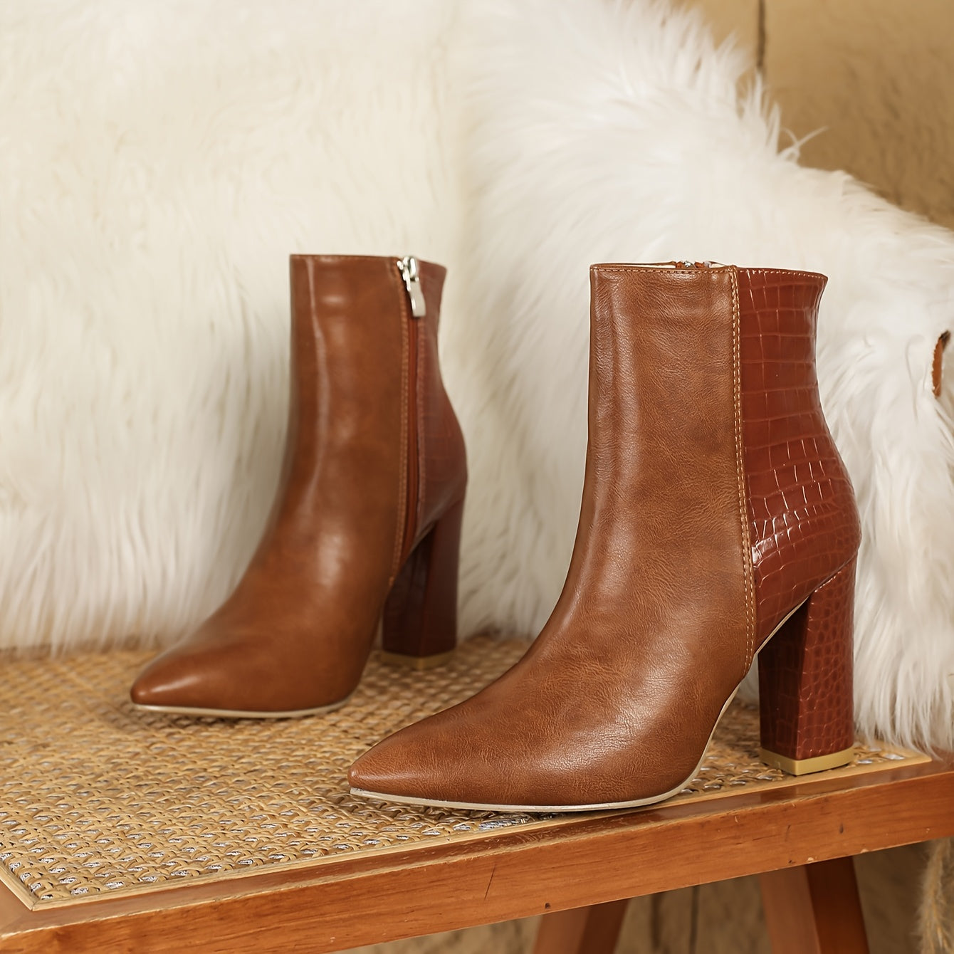 Women's Faux Crocodile Pattern Ankle Boots Pointed Toe Chunky Heel Black or Brown