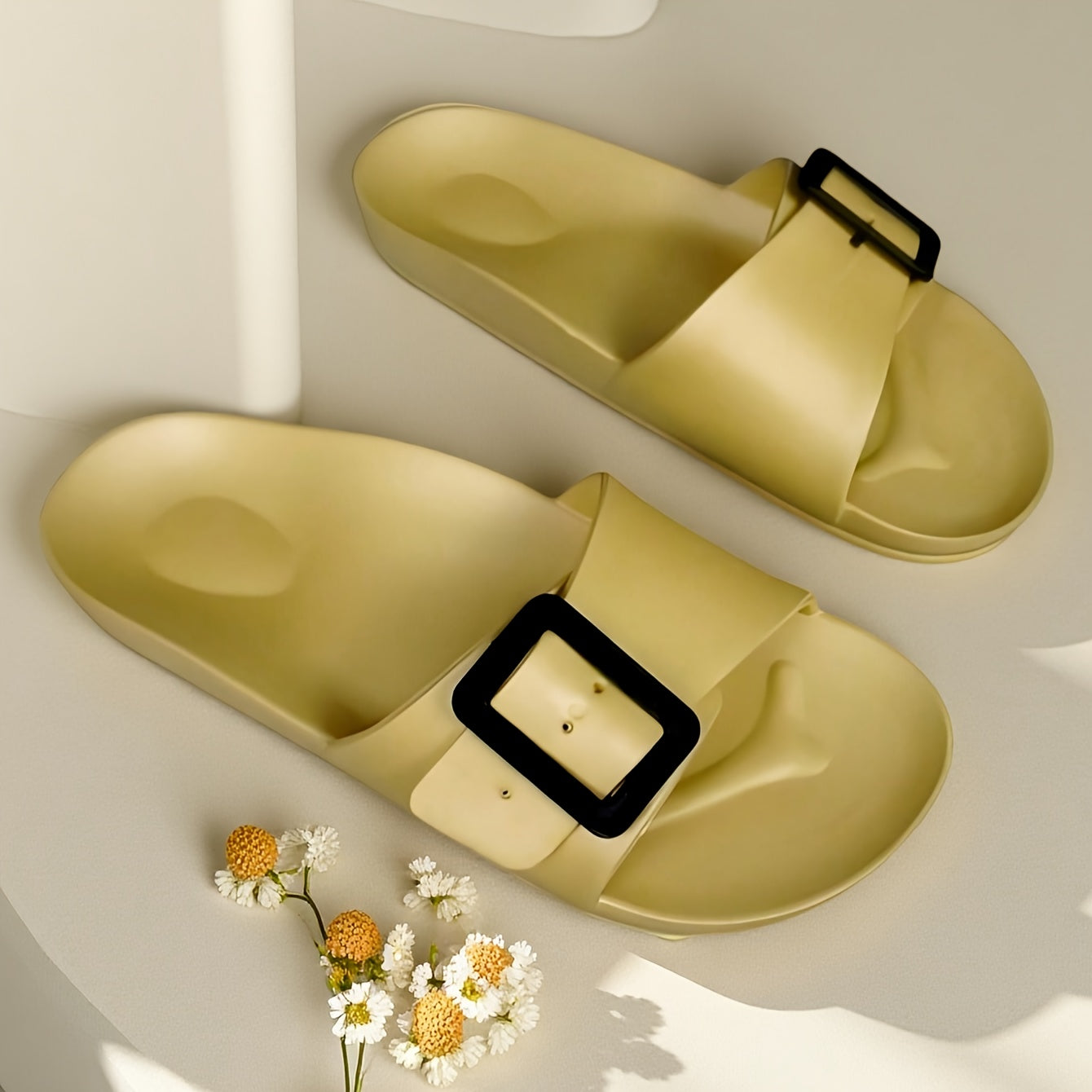 Women's EVA Slide Sandals Lightweight Breathable Slip-On Flats White