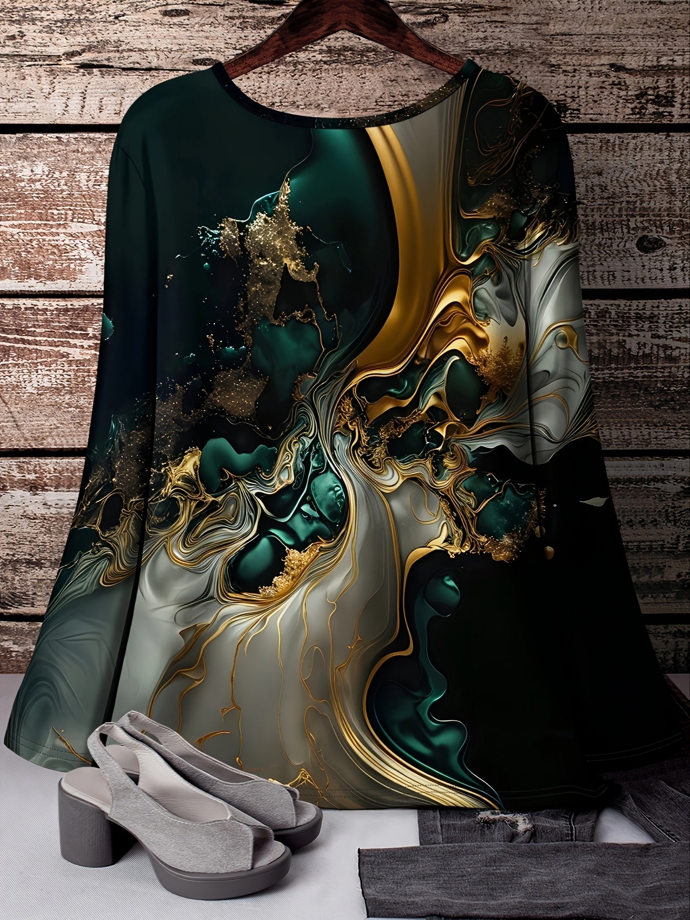 Women's Plus Size V-Neck T-Shirt All-Over Print Polyester Knit Long Sleeve