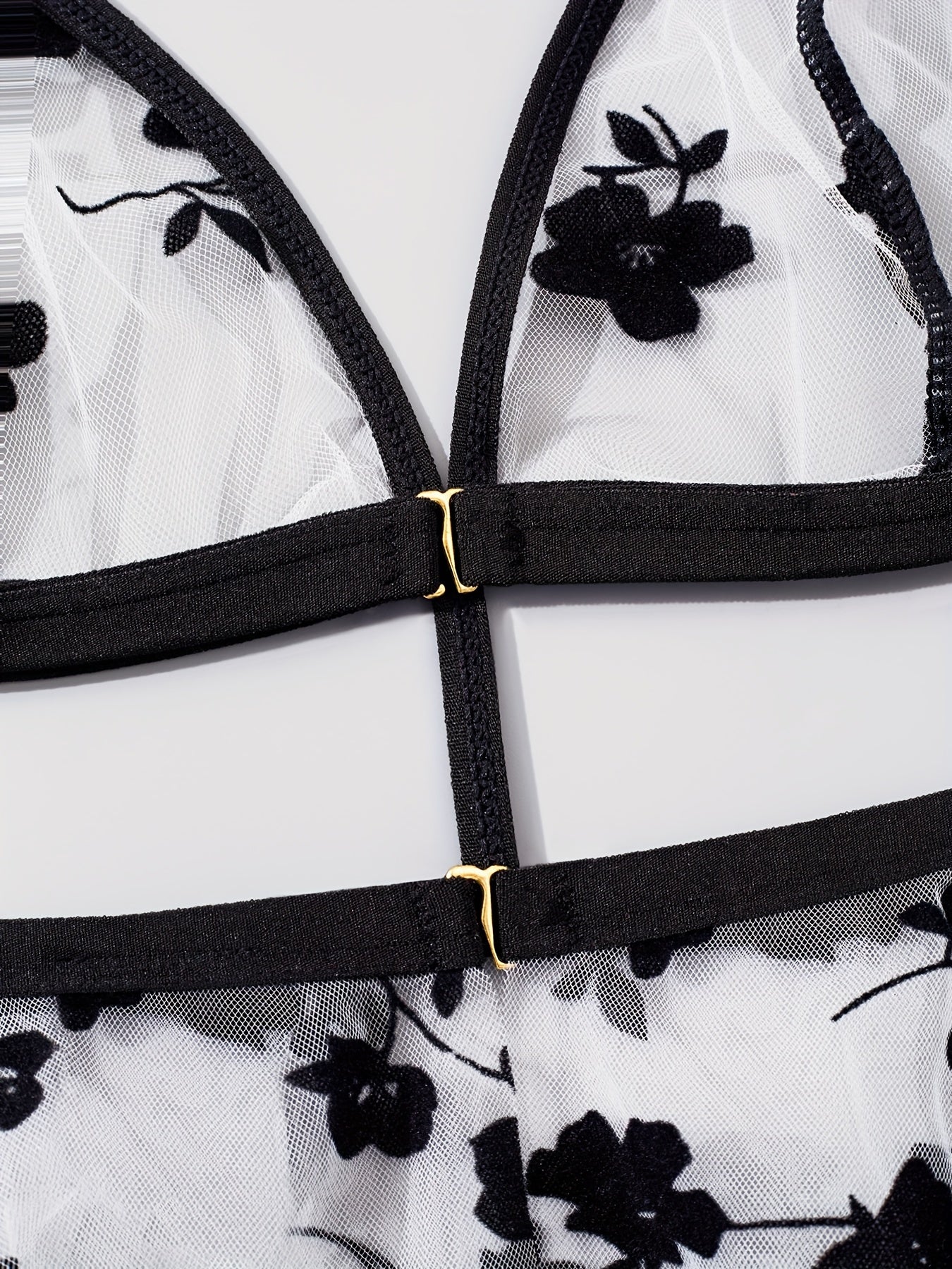 Conjunto de lencería sexy para mujer con vestido halter de escote en V profundo y tanga