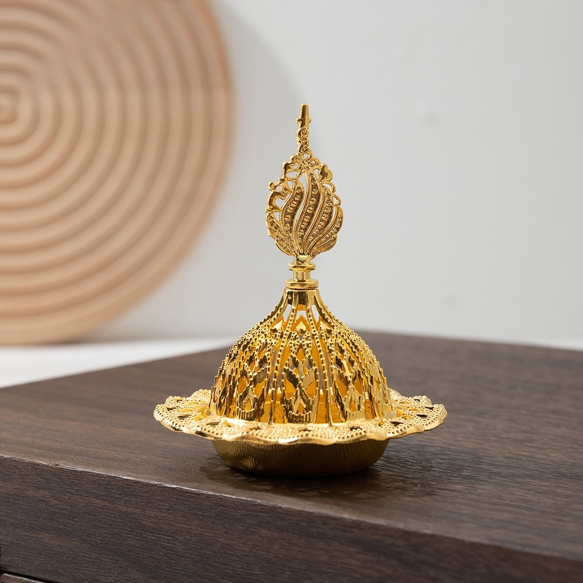 Golden Hollow-Out Resin Incense Burner with Intricate Lace Patterns for Home or Office Decor
