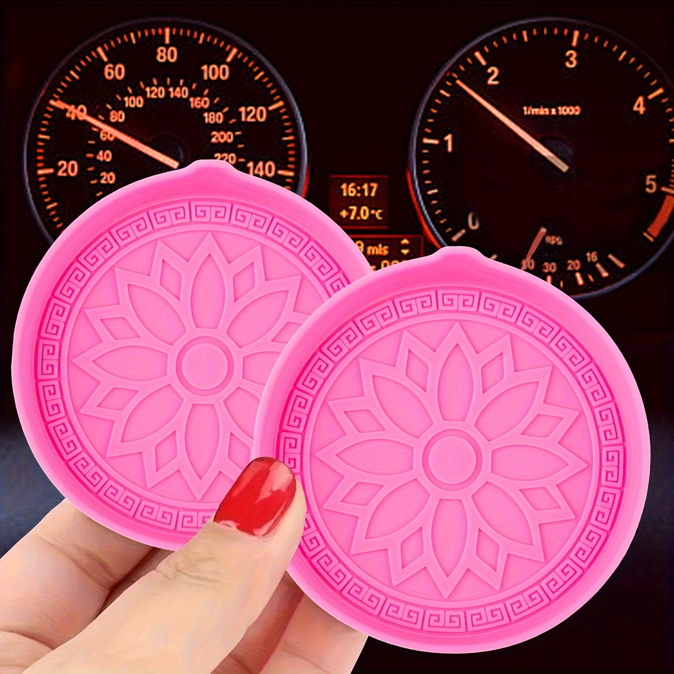 Avtomobil ichki qismi uchun gullli dizaynga ega universal silikon suv stakan tutgichi