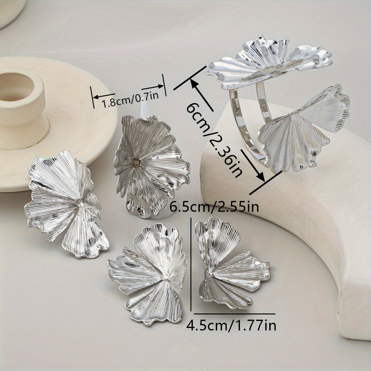 [Eng yaxshi tanlov] Ayollar uchun zamonaviy 5 qismli zargarlik to'plami - Ochiq uzuk, stud quloq bilaguzuklari va bilaguzuk bilan murakkab metall gullar dizayni - To'ylar va maxsus tadbirlar uchun ideal