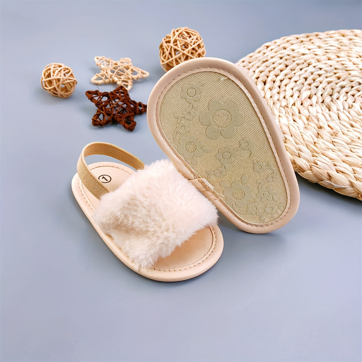 Летние пушистые сандалии для новорожденных 0-12 месяцев с мягкой нескользящей подошвой. Удобная и дышащая холщевая обувь для детей.