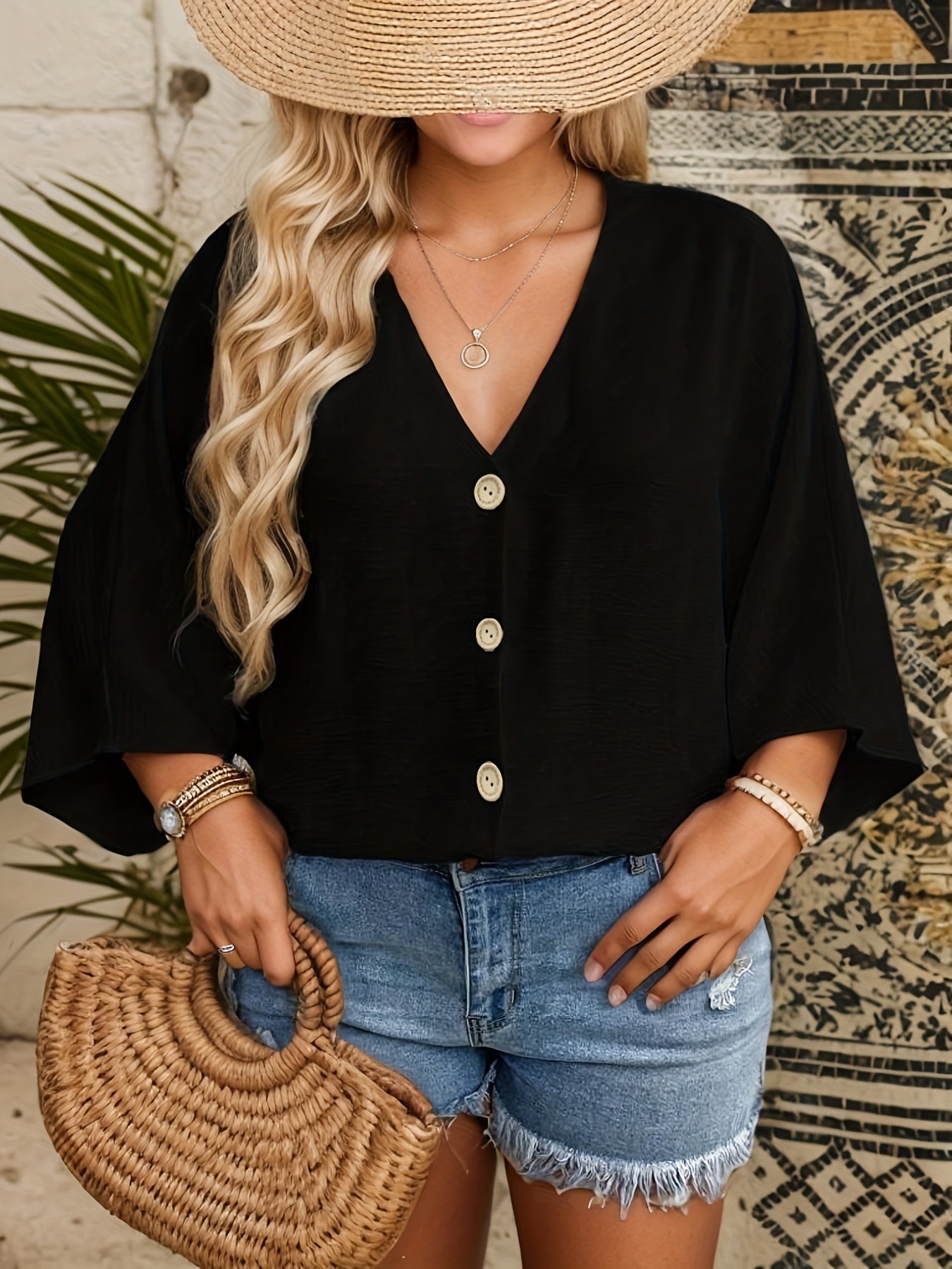 Women's Plus-Size V-Neck Long Sleeve Casual T-Shirt Solid Color Top