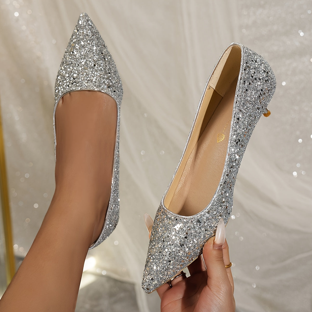 Women's Pointed Mid-Heel Shoes for Weddings and Parties in Gold and Silver