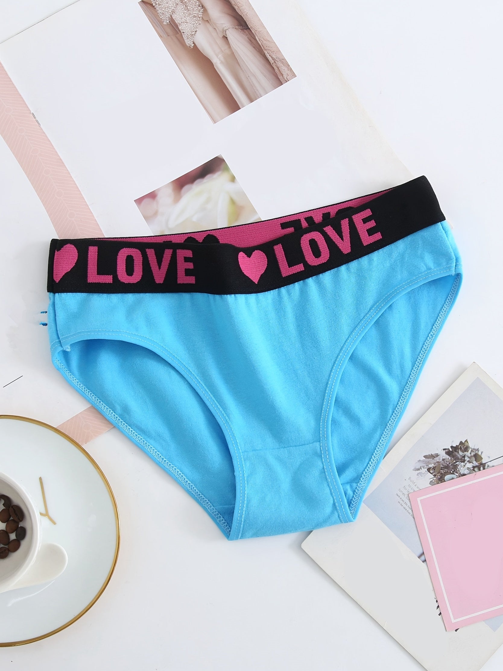 Six-Pack Seamless Cotton Bikini Briefs for Women in Colorful Designs