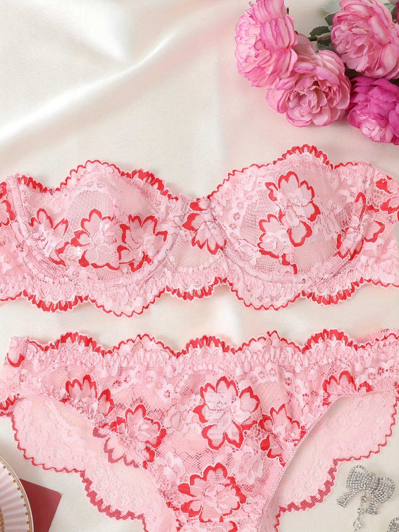 Women's Lace Lingerie Set Includes Tube Top Bra and Triangle Crotch Panty