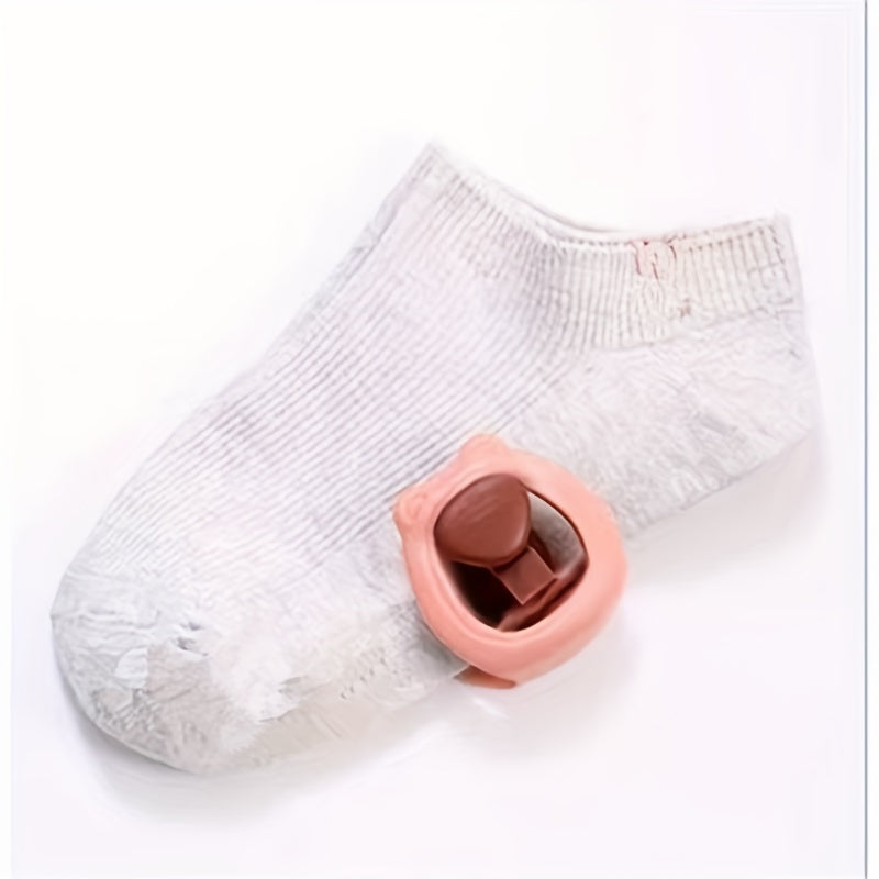 Set of 5 Bedding Fasteners with Non-Slip Grippers for Secure Bed Corners