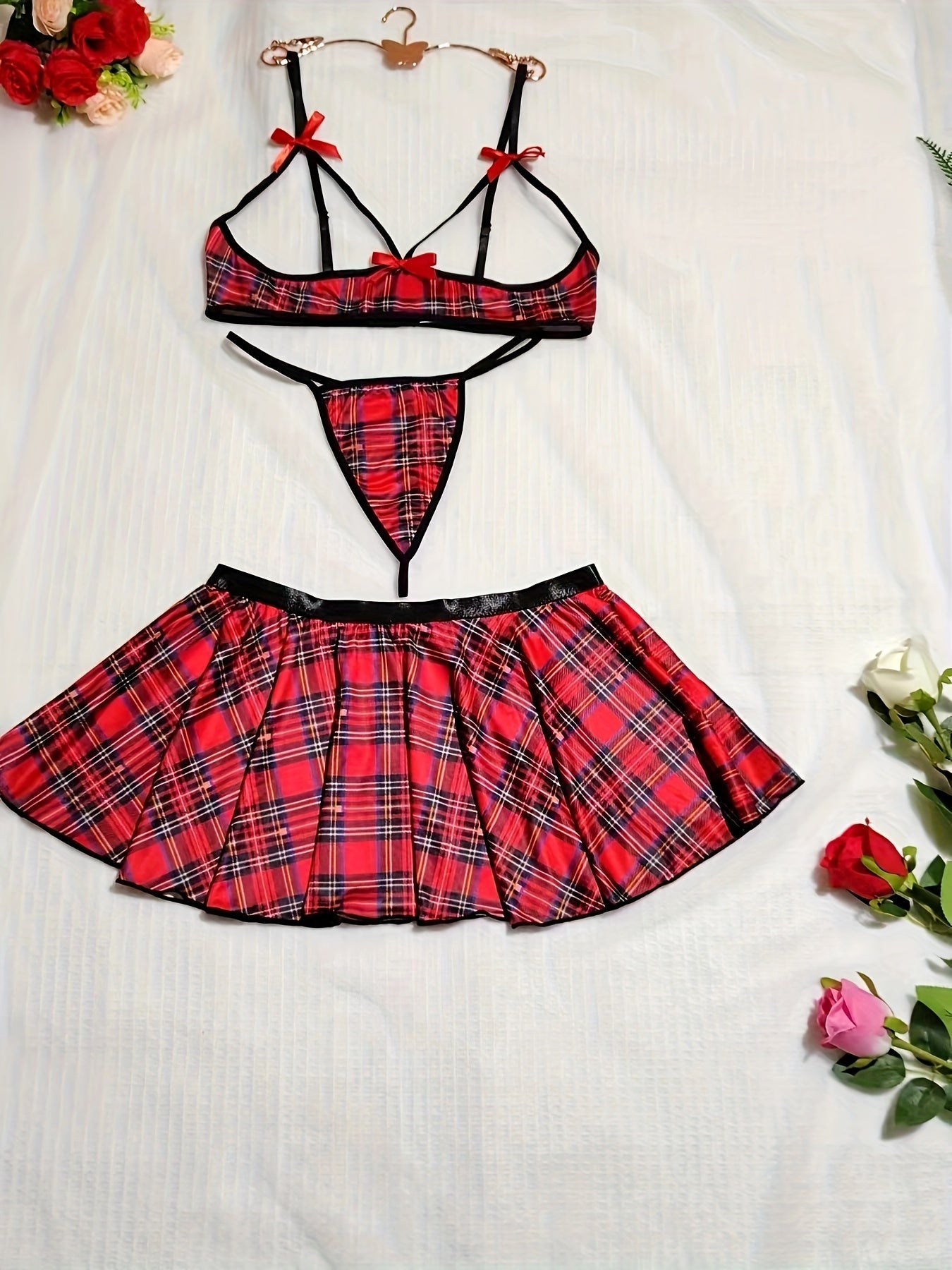 Women's Seductive Lace Lingerie Set with Adjustable Straps