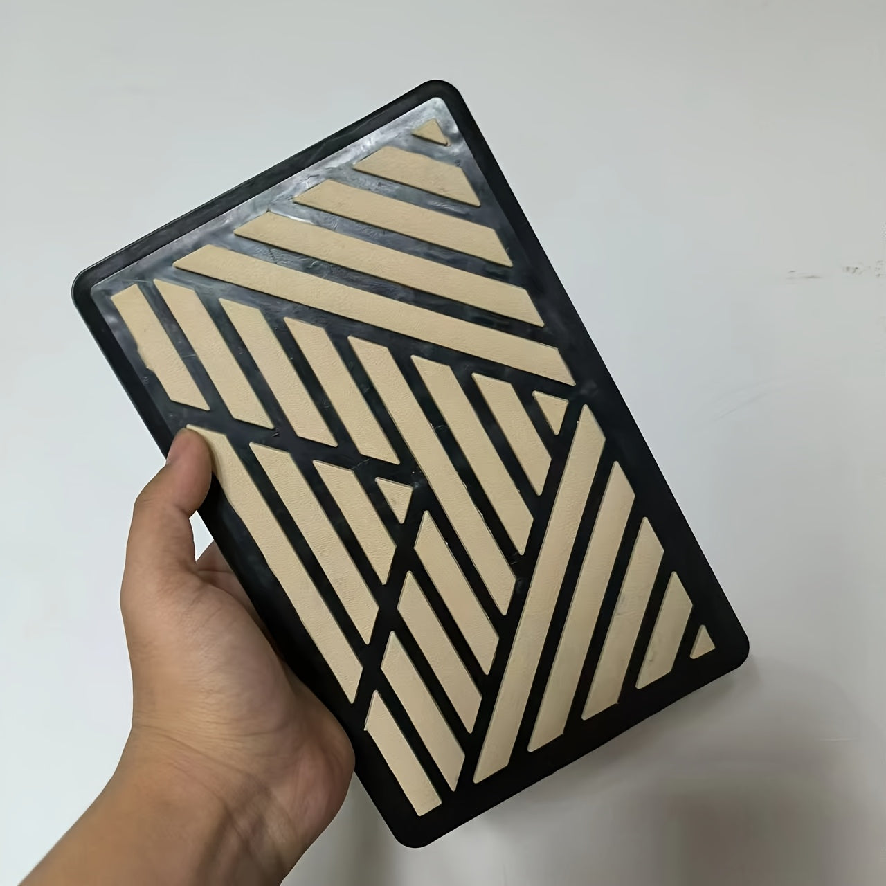 Car Floor Mat Non-Slip Wear-Resistant Pedal Pad Diamond Pattern 24.6x15.5cm