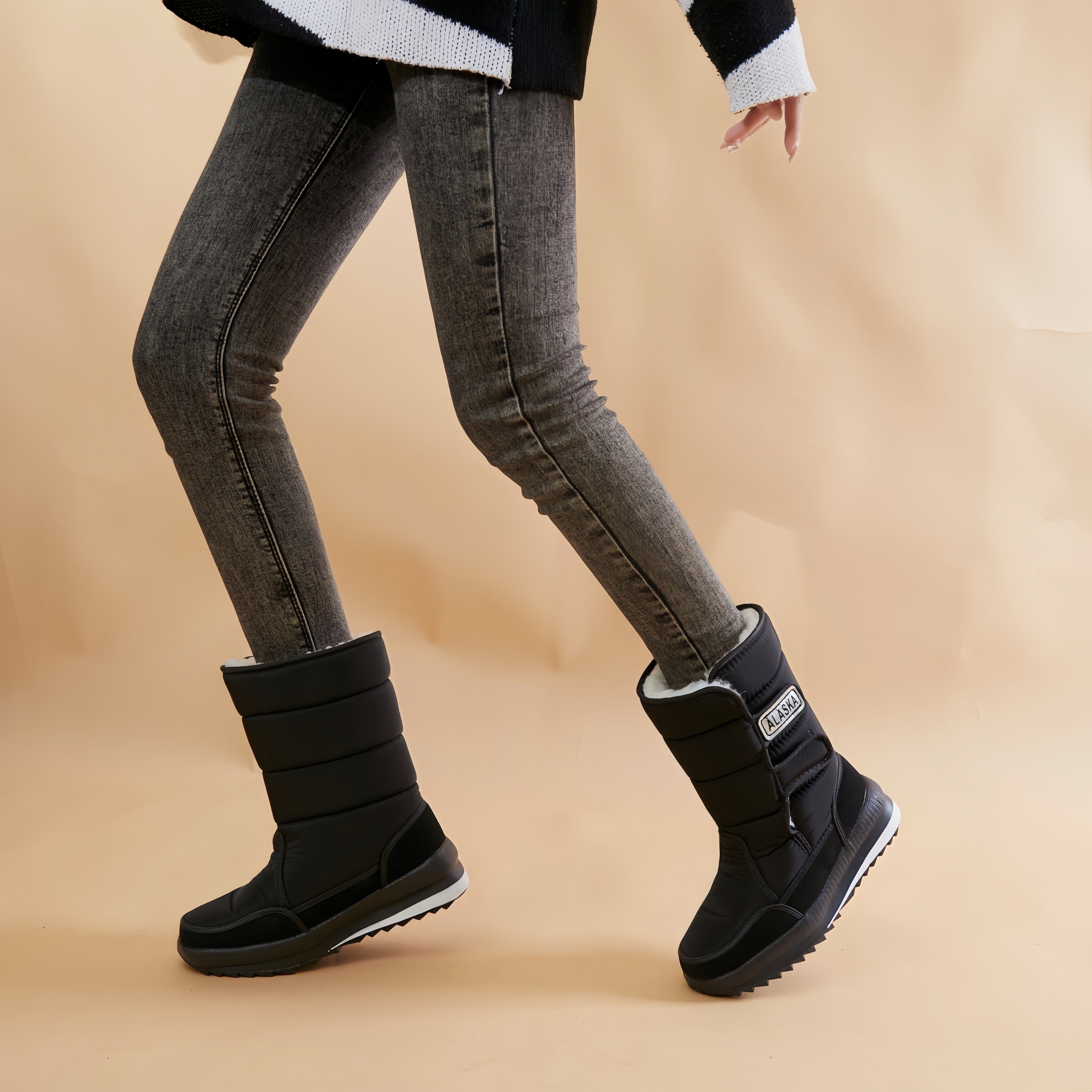 Женские зимние сапоги до середины икры с флисовой подкладкой и противоскользящей толстой подошвой
