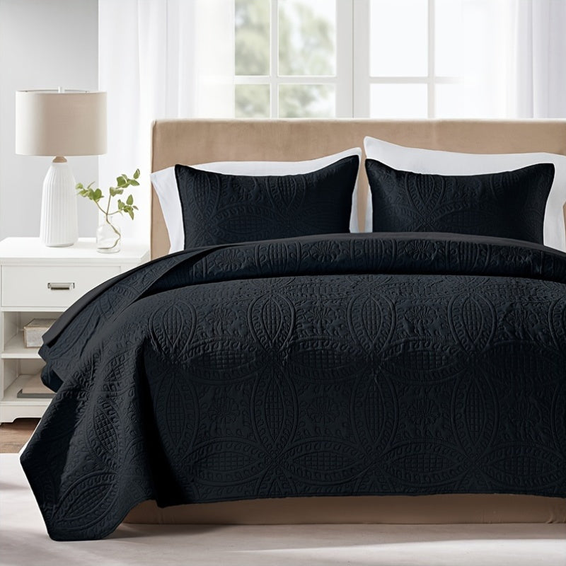 3-Piece Ultrasonic Embossed Polyester Bedspread Set with Quilt and Pillowcases for Modern Bedroom Decor