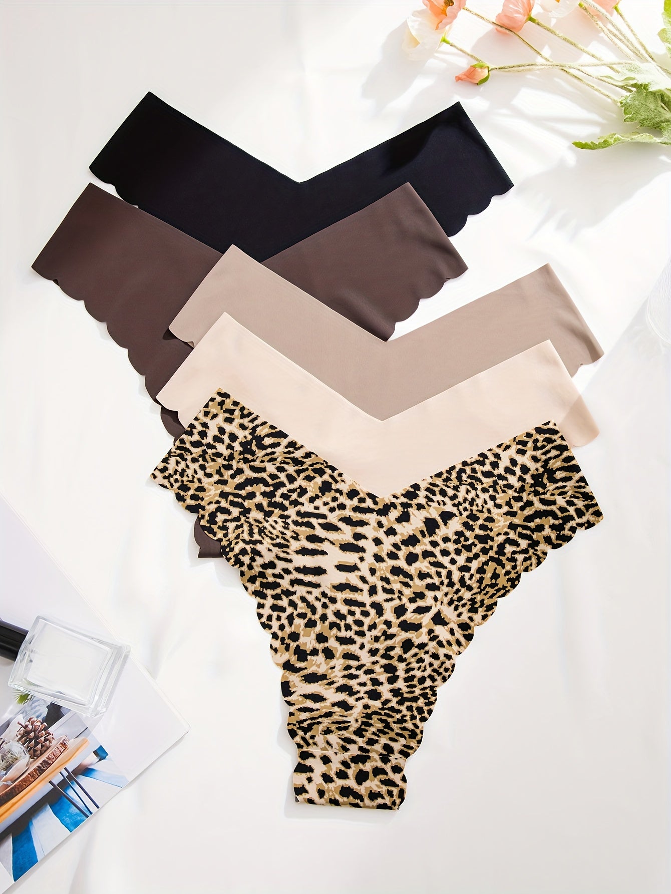 5 Бесшовных Трусов с Резным Краем: Сексуальные, Удобные и Дышащие Нижние Белье с Волнистым Краем