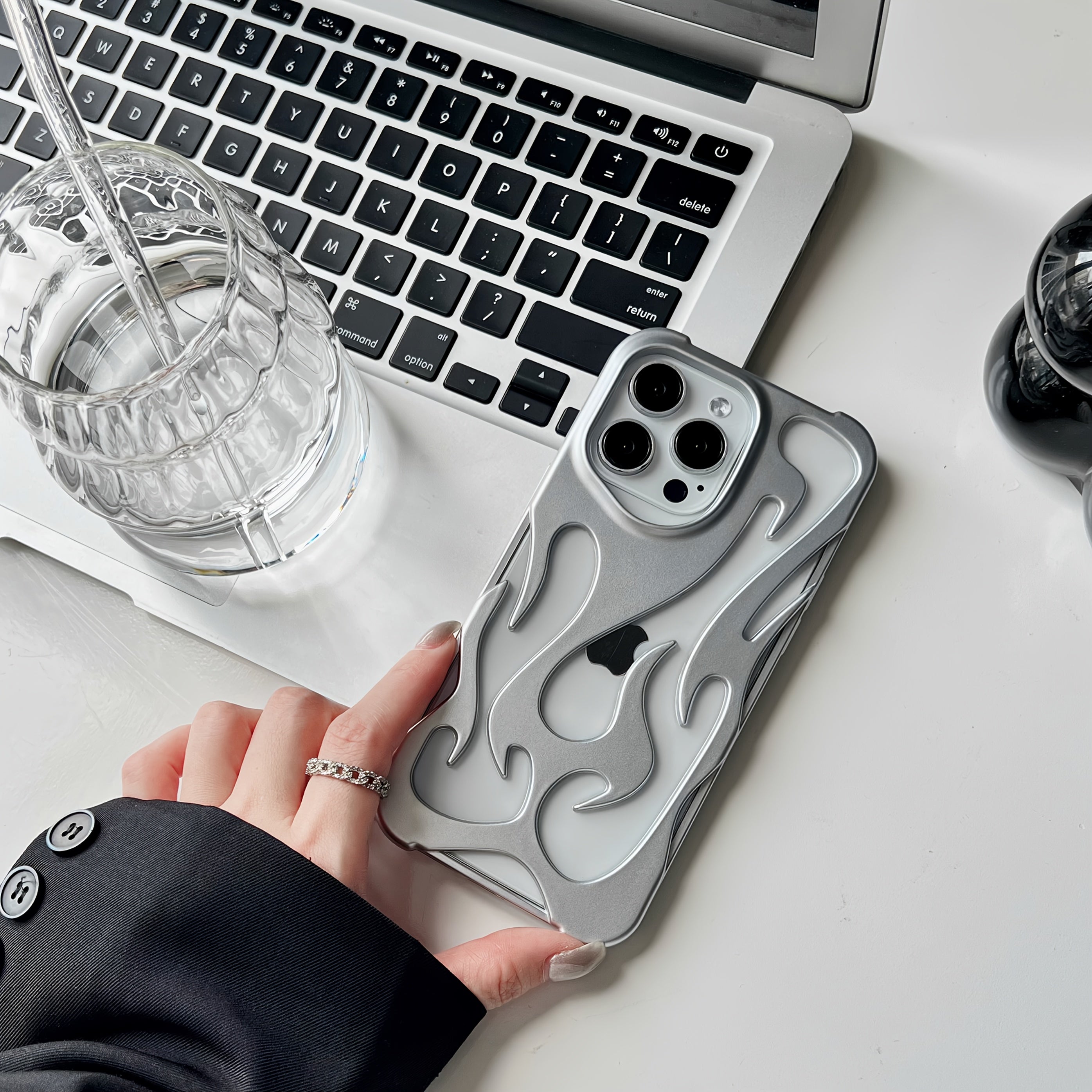 Frosted Flame Pattern TPU Phone Case for iPhone 15 Pro Max and Apple Models